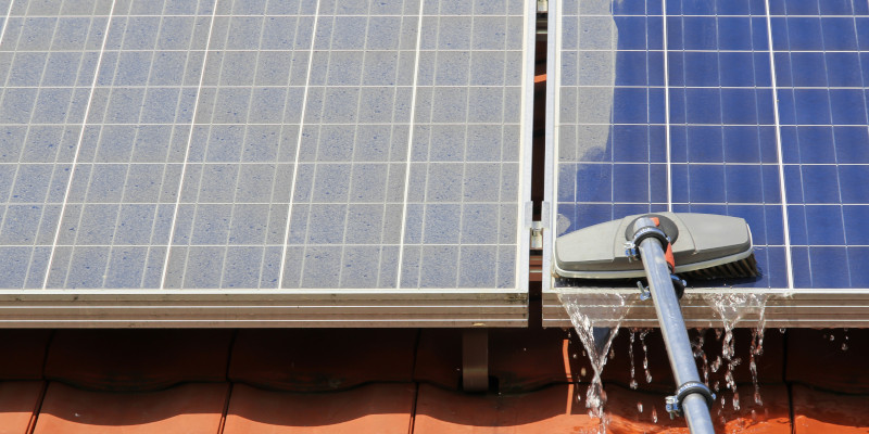 What You Need to Know About Solar Panel Washing